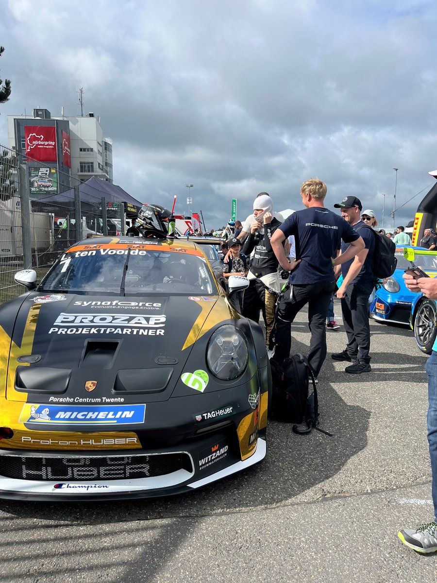 Full throttle for team spirit and racing enthusiasm